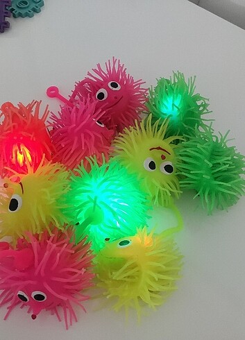 Oyuncak ışıklı kirpi toplar - Görsel 3