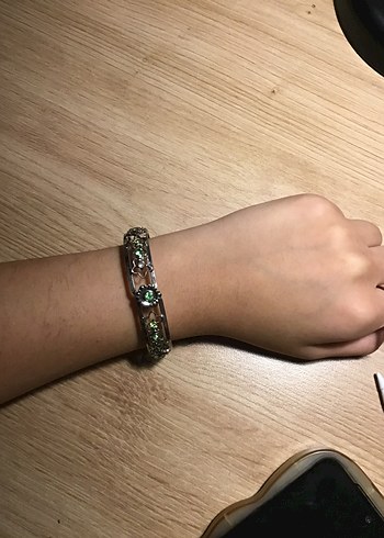 Diğer Çiçek Desenli Yeşil Tokalı Kadın Bileklik