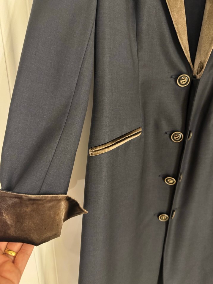 Kahverengi Kadın Uzun Düğmeli Klasik takım - Görsel 4