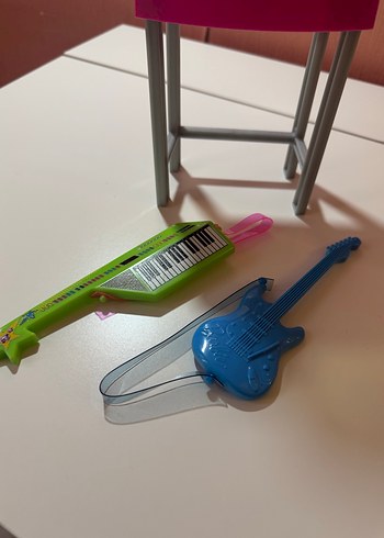 Barbie Müzik Seti ve Çalışma Masası - Görsel 3