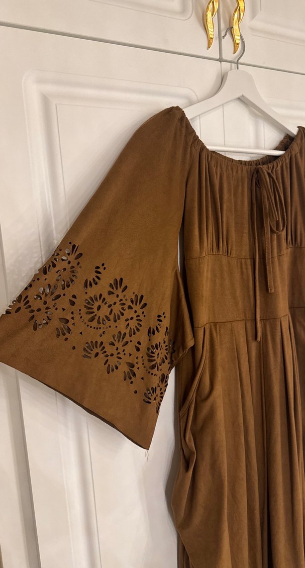 Bohem Tarzda Süet çok şık göğüs dekolteli elbise. - Görsel 2