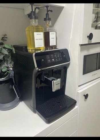 Siyah Otomatik Kahve Makinesi - Görsel 2