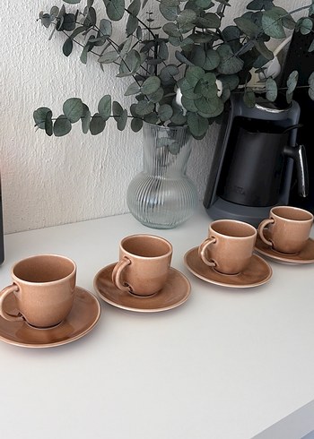 Koyu Bej Renkli Seramik Fincan Takımı - Görsel 2