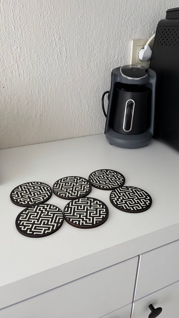 Siyah Labirent Desenli 6'lı Bardak Altlığı - Görsel 4