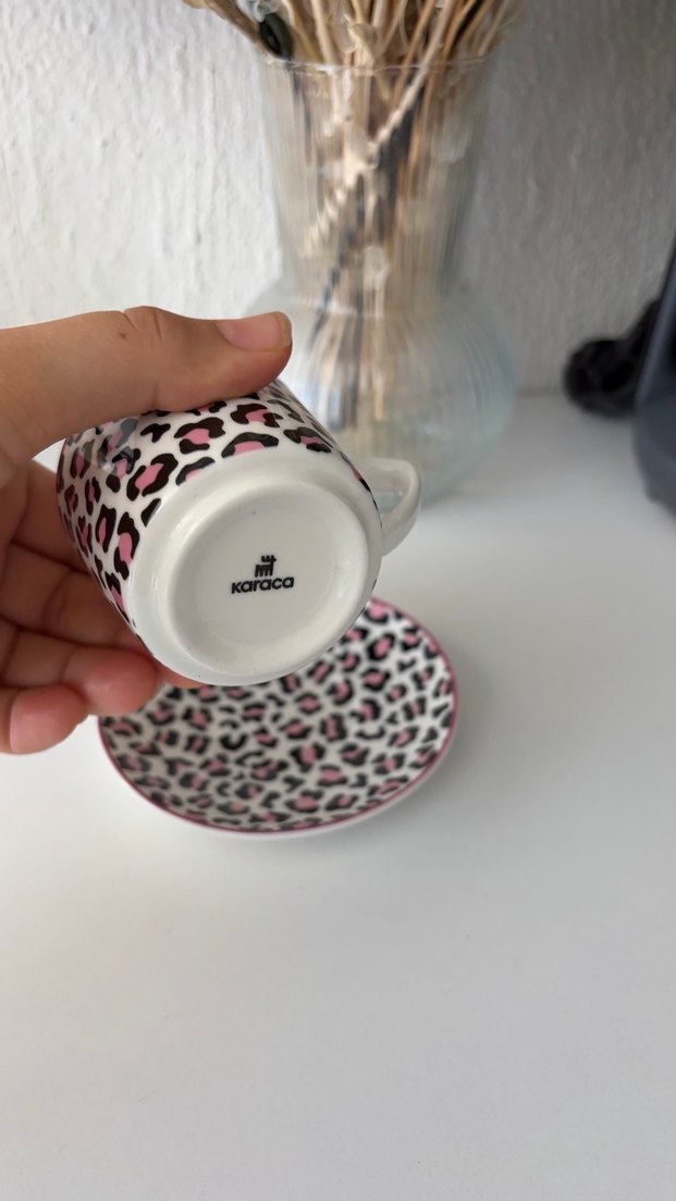 Leopar Desenli Pembe Kahve Fincanı ve Tabağı - Görsel 2