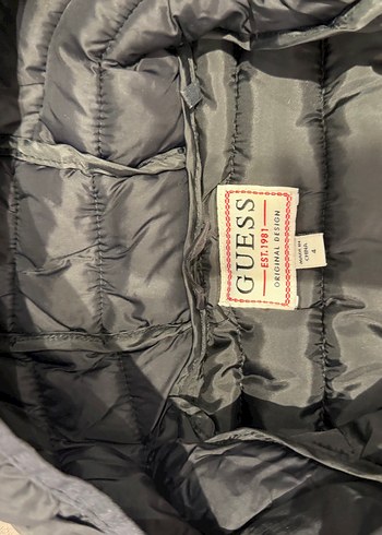 Erkek Çocuk Siyah Kapüşonlu Fermuarlı Mont - Görsel 2