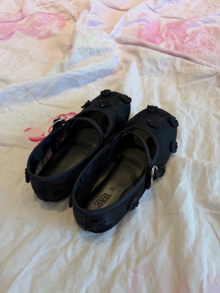 Kız Çocuk Siyah Tokalı Gotik Babet - Görsel 4