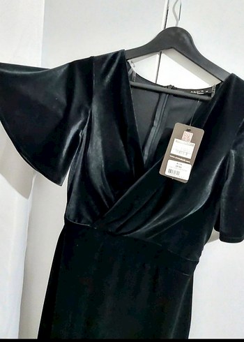 Siyah V Yaka Drapeli Midi Elbise - Görsel 4