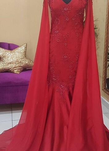 Nişan veya kına elbisesi