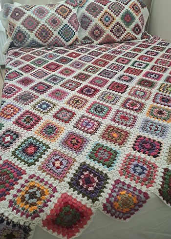 Desenli Çok Renkli Örgü Battaniye - Görsel 10