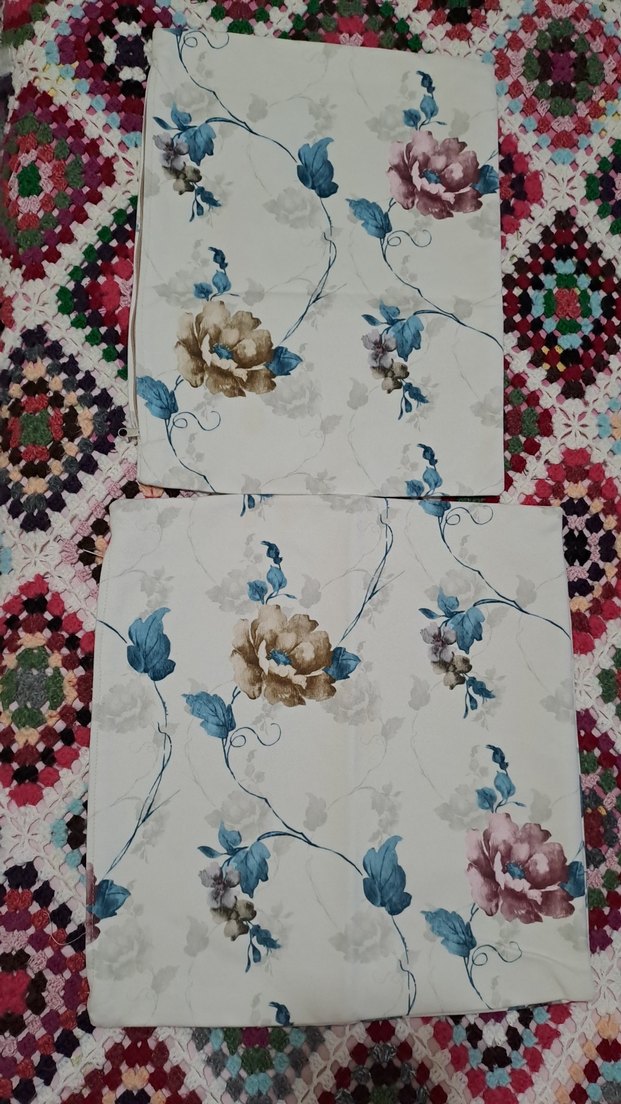 Çiçek Desenli Çok Renkli Koltuk Kırlenti - Görsel 2