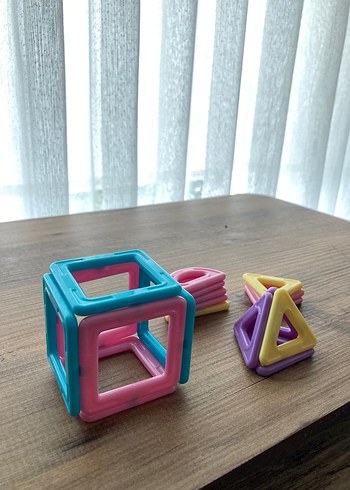  Beden Renk 58 parça manyetik blok oyuncak