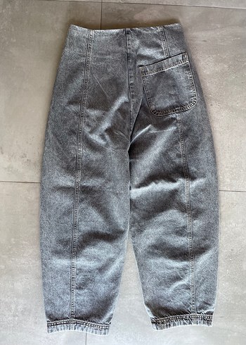 40 Beden Twist Gri Yüksek Bel Loose Fit Jean 1 Kez Giyildi