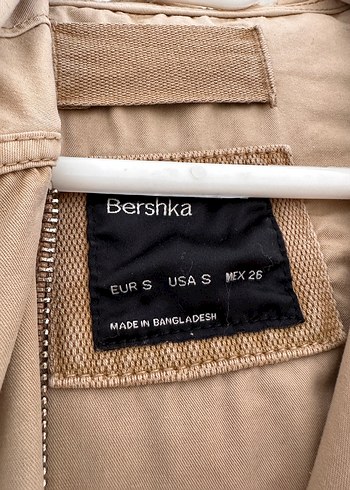Bershka Bershka yağmurluk ince ceket
