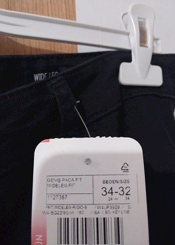 44 Beden Siyah Kemerli Kadın Denim Pantolon