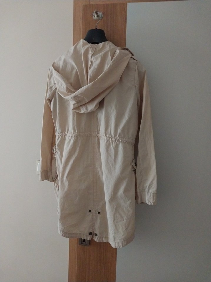 Bej Düğmeli Kadın Parka - Görsel 4