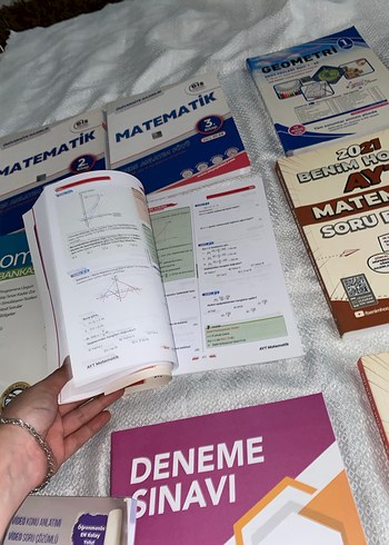 Beden Renk TYT-AYT Matematik ve Edebiyat Soru Bankası Kitapları