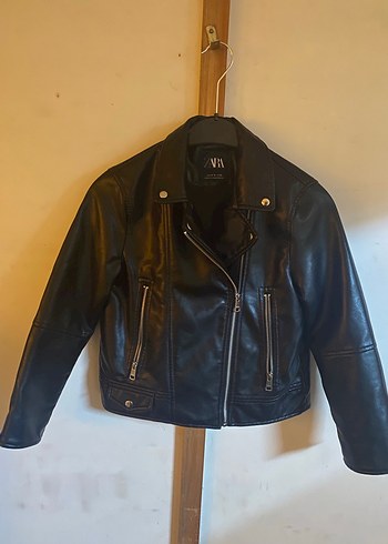 Zara Siyah Deri Kadın Biker Ceket