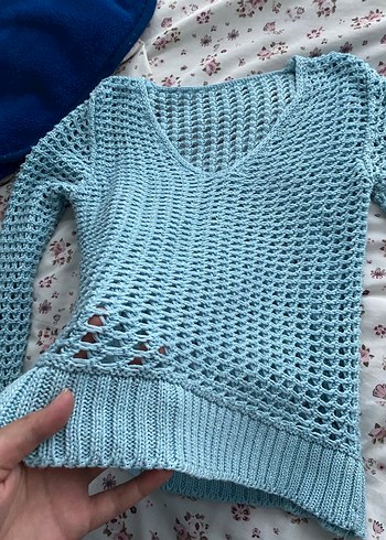 Mavi V Yaka Örgü Kadın Kazak - Görsel 2