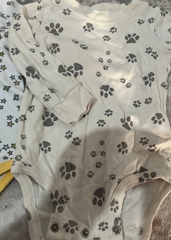 Gri Uzun Kollu Bebek Body Yaka Detaylı - Görsel 2