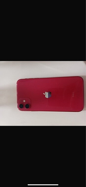 İPhone 11 kırmızı