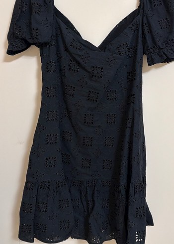 Siyah Nakışlı V Yaka Mini Elbise - Görsel 4