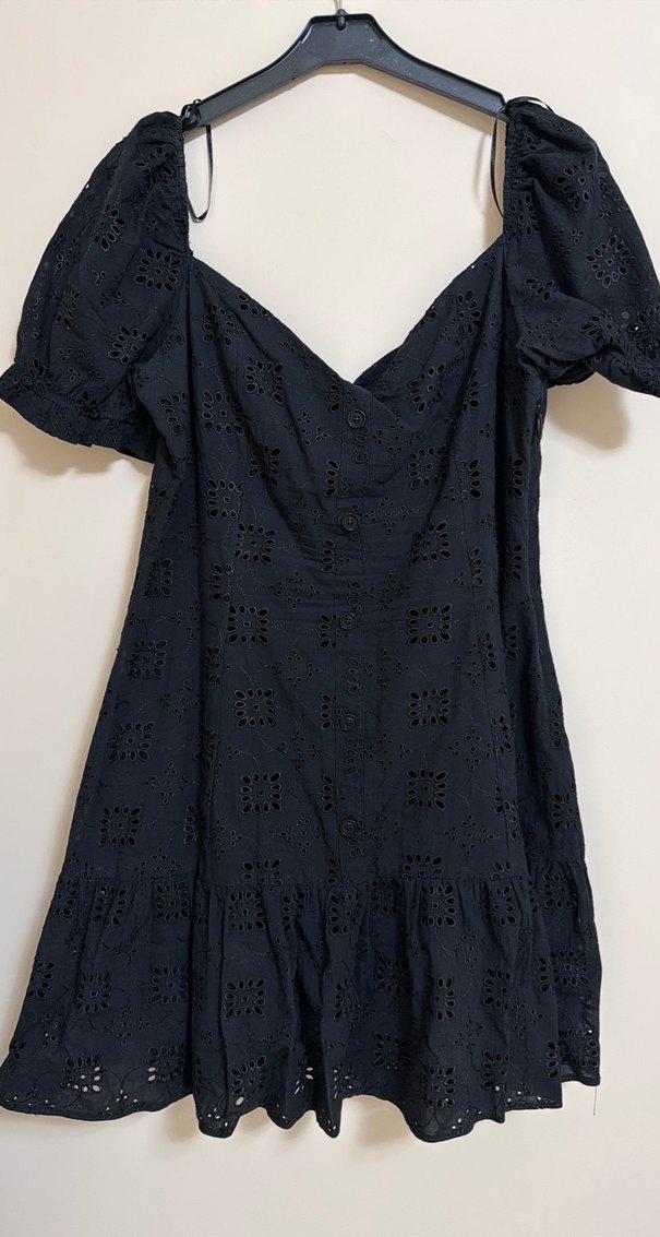 Siyah Nakışlı V Yaka Mini Elbise - Görsel 2