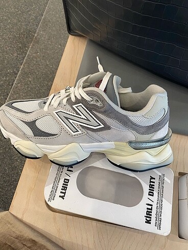 New Balance 9060 Unisex