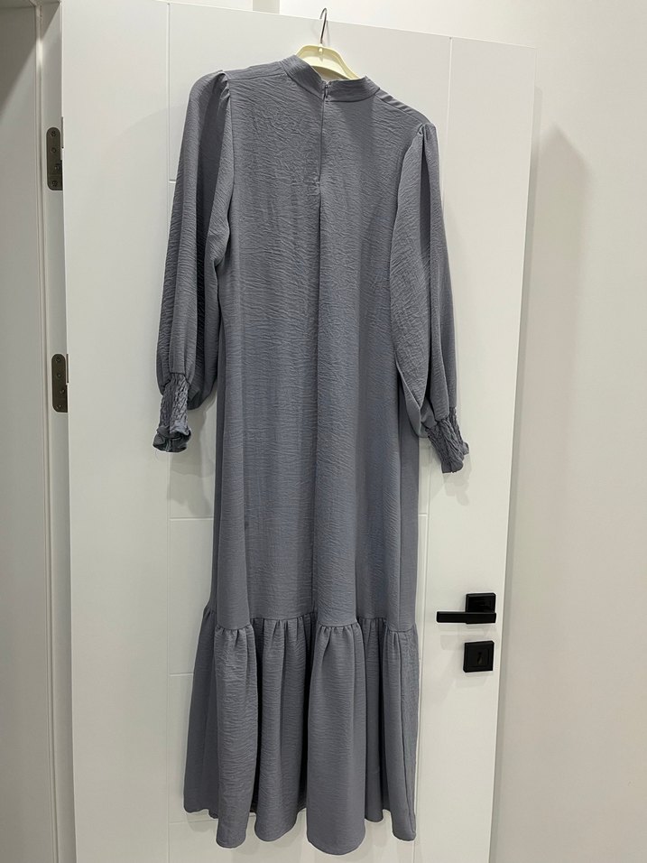Gri Pilili Uzun Elbise - Görsel 3