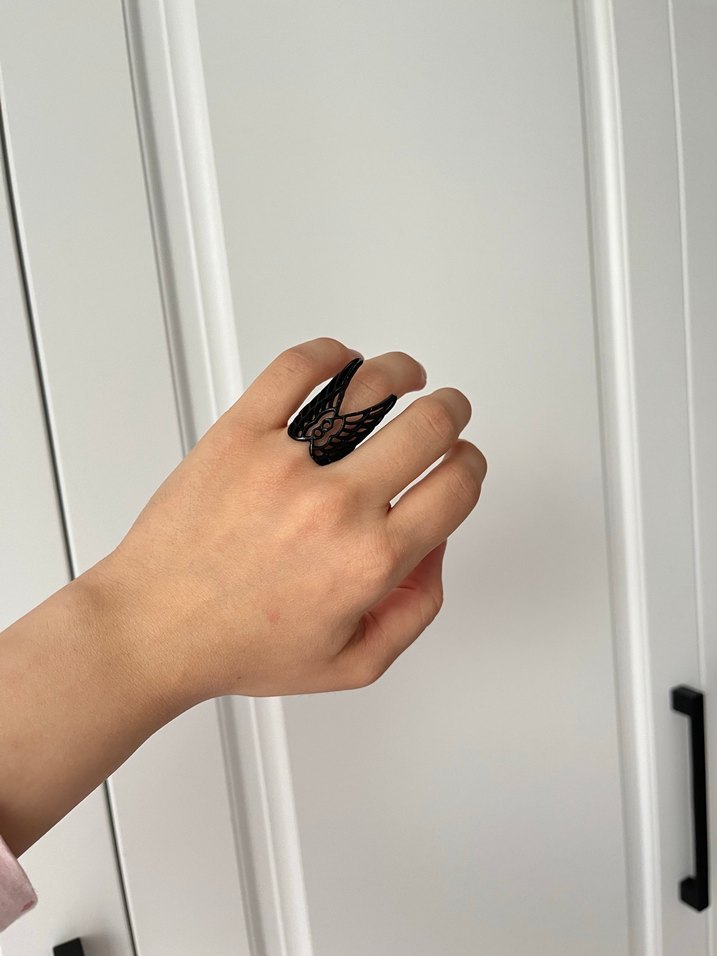 Kara Kanatlı Gotik Yüzük - Görsel 2