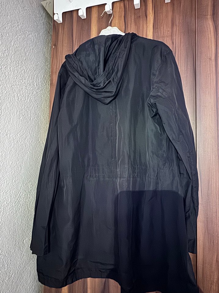 Düğmeli Siyah Midi Kadın Ceket - Görsel 3