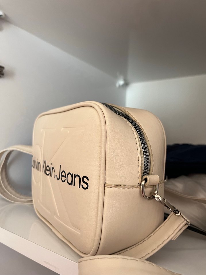 Bej Deri Calvin Klein Jeans Omuz Çantası - Görsel 2