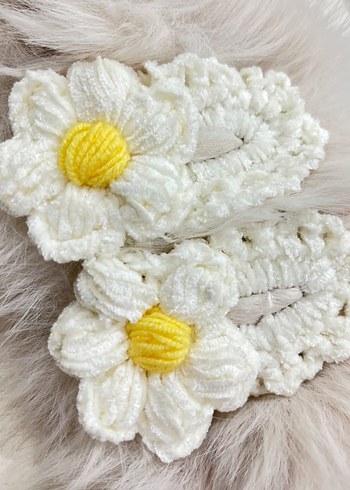 Çocuklar için Renkli Desenli Fiyonk Saç Tokaları - Görsel 3