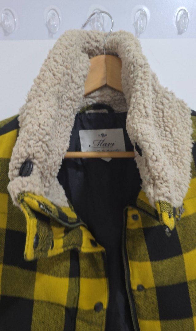 Sarı Kareli Düğmeli Kadın Yelek - Görsel 3