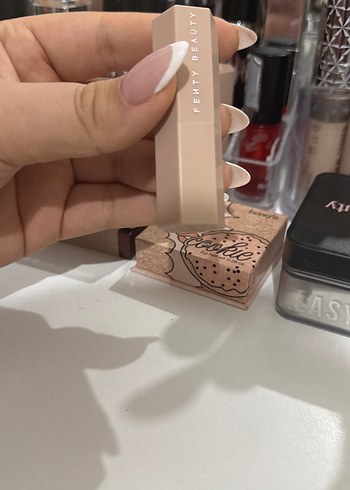 Fenty Beauty higligter - Görsel 3