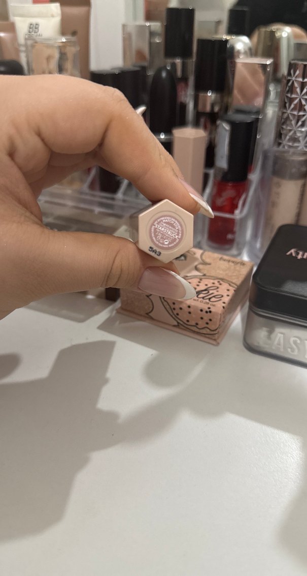 Fenty Beauty higligter - Görsel 2