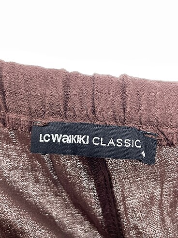 40 Beden kahverengi Renk LC Waikiki Mini Şort %70 İndirimli.