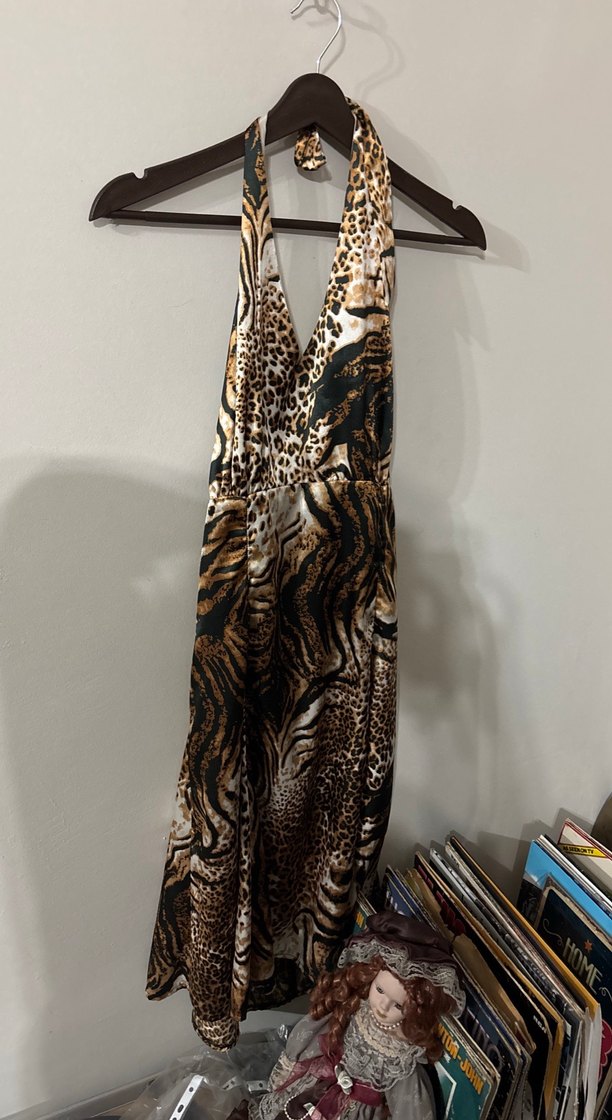 Leopar Desenli Uzun Saten Elbise Sırtı Açık - Görsel 2