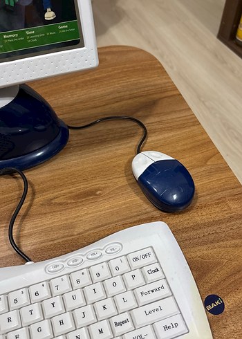 Yeşil Ben 10 Temalı Masaüstü Bilgisayar Oyuncak - Görsel 3