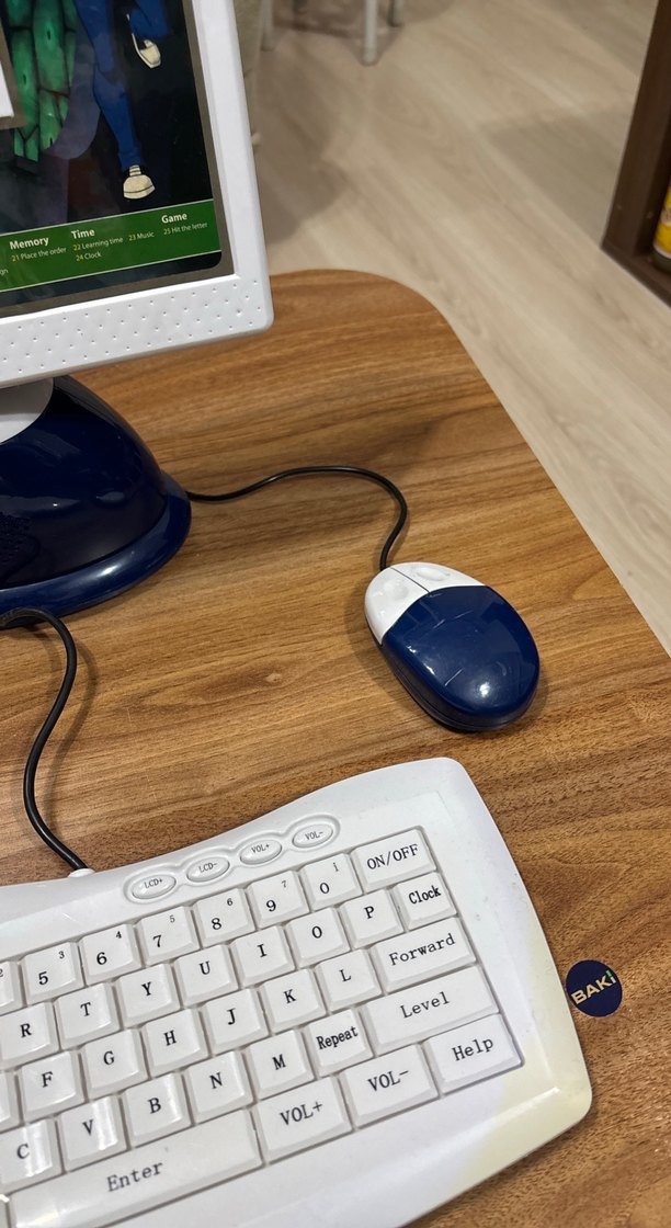 Yeşil Ben 10 Temalı Masaüstü Bilgisayar Oyuncak - Görsel 3