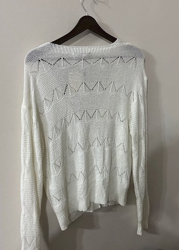 Beyaz Örgü V Yaka Kadın Hırka - Görsel 3