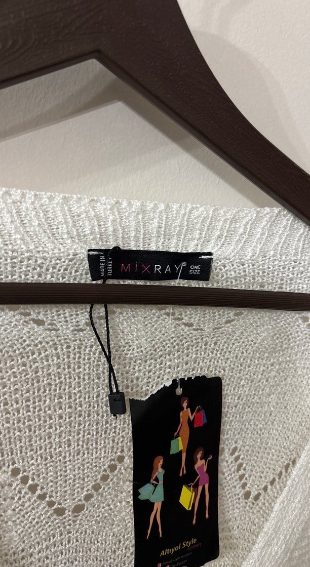 Beyaz Örgü V Yaka Kadın Hırka - Görsel 2