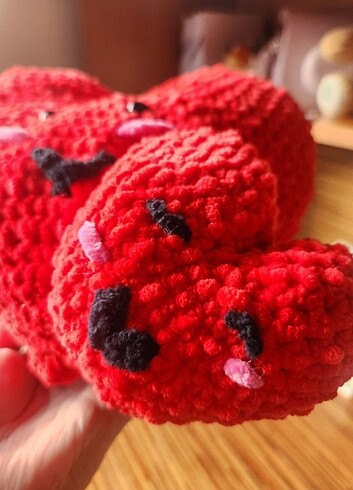  Yavrulu kalp amigurumi