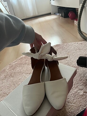 38 Beden beyaz Renk fox shoes babet sadece 1 kere giyildi