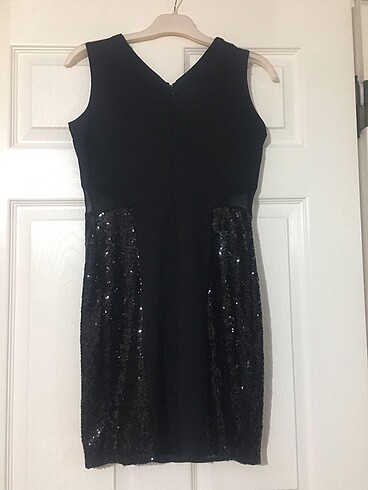 Pullu yanları tül pencere detaylı abiye elbise - Görsel 5