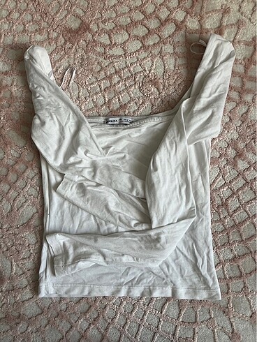 Bershka uzun kollu crop
