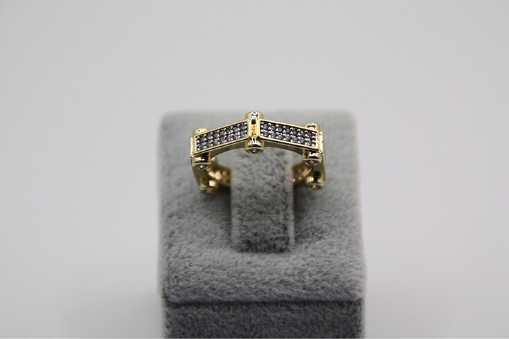 Taşlı Gold Yüzük - K102