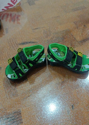 Yeşil Yılan Desenli Erkek Çocuk Sandalet - Görsel 3