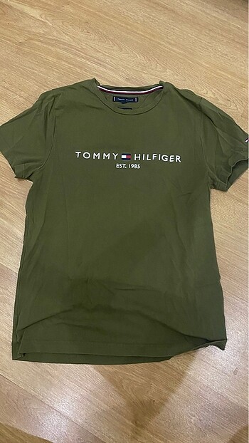 Orjinal Tommy Hilfiger tişört