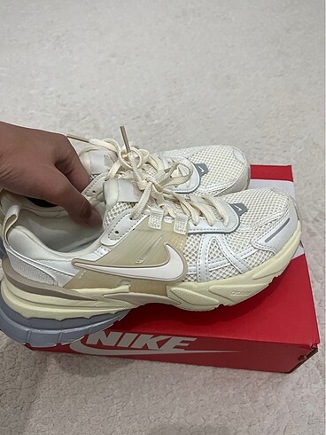 Nike Nike v2 run kadın spor ayakkabı